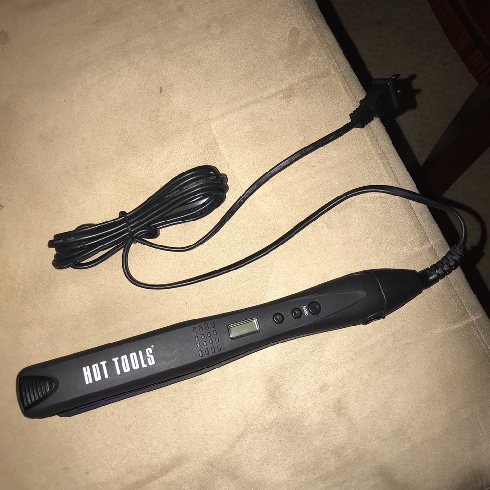 Hot Tools Flat Iron